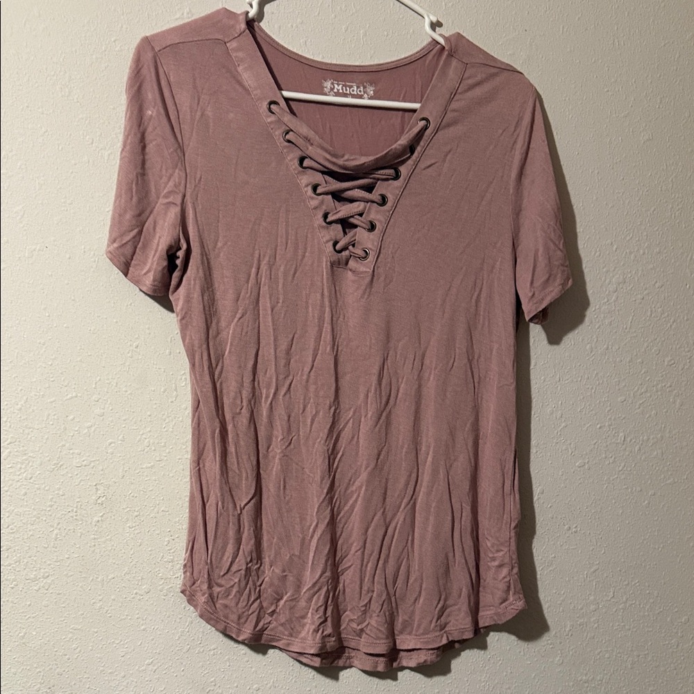 Mudd Women's Short Sleeve Lace-Up Top in Dusty Pink